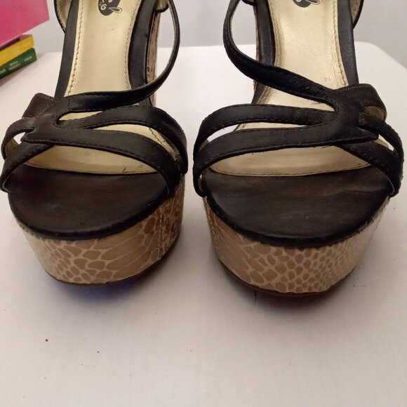 Rue21 Etc! Black Strappy Sandals with Brown Patchwork Print Wedges Shoes size L - Picture 4 of 6